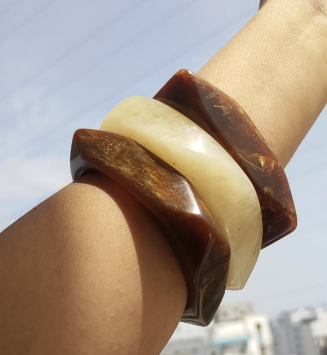 Vanilla Swirl Cream Resin Bangle Set